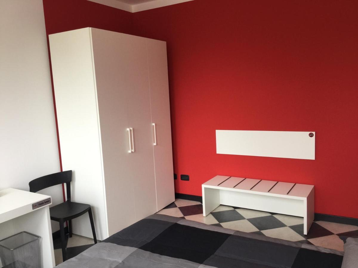 Sub14 Suite Con 2 Camere Da Letto Grandi Reggio Emilia Luaran gambar